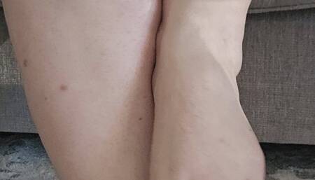 Toes and Soles Closeup with big white creamy calves