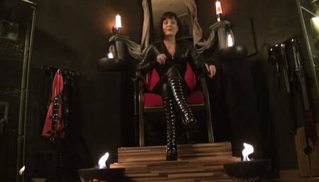 LADY EVIANA DAILY BUSINESS (mp4)