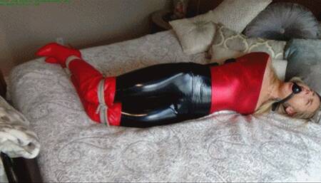 Captured bound spy desperately crawls through the house to escape her captors (WMV HD 8000kbps)