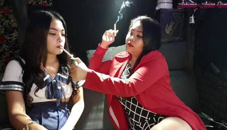 A student approach her professor