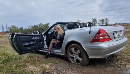 Anya gets stuck in a Mercedes convertible