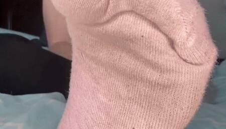 My Roomba Is Broken-Clean My Filthy Feet With Your Mouth