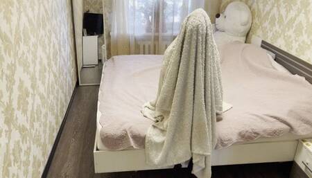 A pervert wants to fuck a defenseless amputee