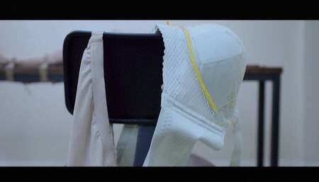 YT2176 Shy Bar Table