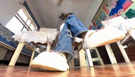 New Barbie Giants Hole Shoes Shame 360VR