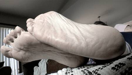 Masturbate To My Raw Feet - Full Movie