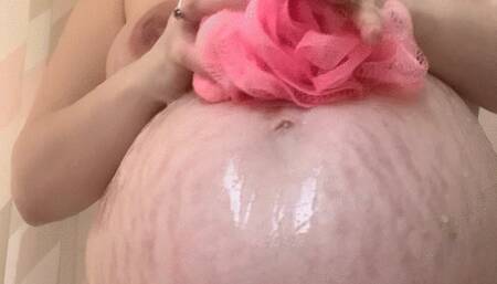 MastersLBS 25 weeks pregnant shower masturbation