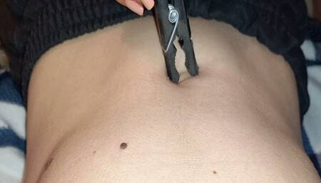 Studying your navel MP4