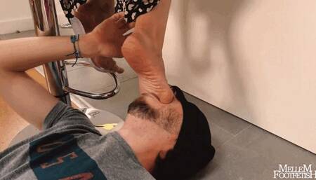 Ignore worship footgagging - FOOT GAGGING - FOOT FETISH - FOOT WORSHIP - IGNORE - SPIT FETISH - DEEP THROAT