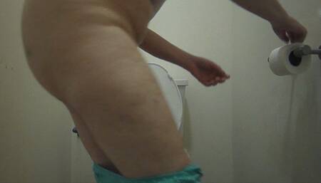 POV BIG BERTHA BELLY AND XXX VG VIEWS WHILE PEEING