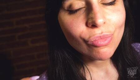 Useless Hero - Maria Riot HQE