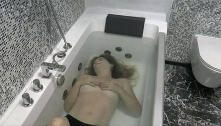 To hold your breath for 2min 50 MP4 FULL HD 1080p