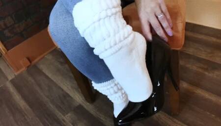 Hogcuffed During Search and Seizure (mp4)