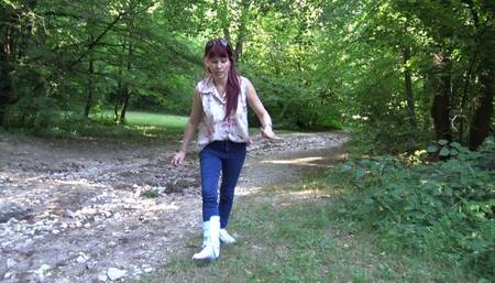 Norina - Sprained in the woods Outtakes