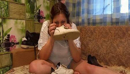 Men's sneakers smell tester WMV