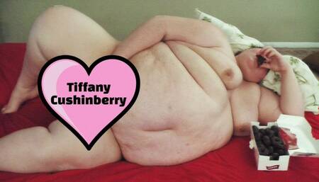 Eating and Masturbating Naked Because I'm Horny *WMV*