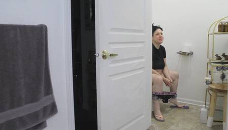 BIG GIRL PEE AND GETTING FAT GAINING WEIGHT CONVO