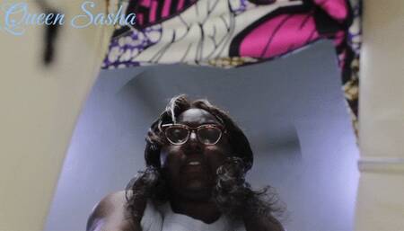 Giantess cucks and farts on tiny man