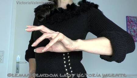 Long natural fingernails today