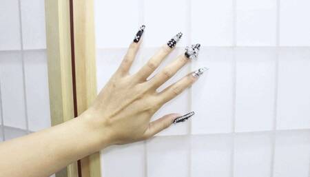 4K Model Sexy Black Hand Worship