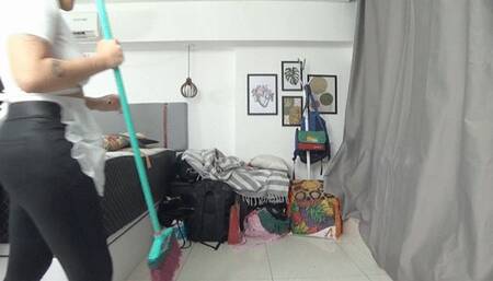 I WANT TO SMELL YOUR FARTS ALL THE TIME PART 1 BY ANITA PERVERSE AND NICOLE ROMANOF CAM BY DANI FULL HD