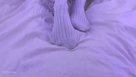 She woke me with SOCKJOB in her Dirty WHITE socks.