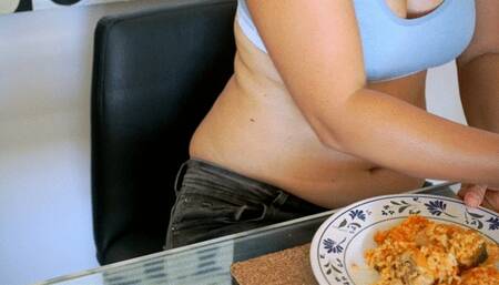 Dark jeans and first belly sloshing