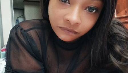 Schoolgirl ignore titplay