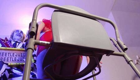 M - Under toilet chair Farting 2023 Halloween