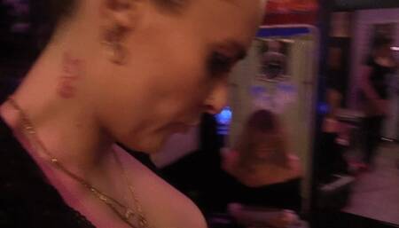 mw vd Sluis get a training in presenting as a Slut and get a name bord to train this