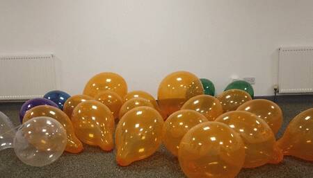 Halloween Throw Back: Roxy Nail Pops