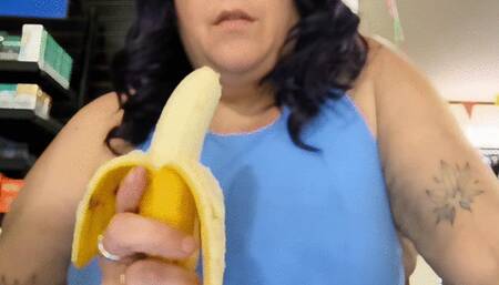 Sexy BBW Banana At Work