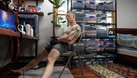 Jerking Off And Cumming In A Condom