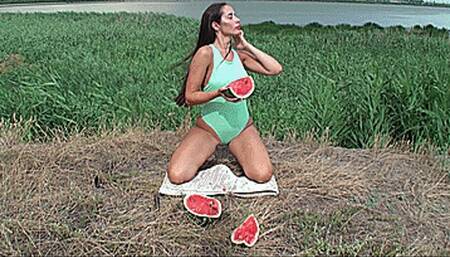 BELLY IS BIG AS A WATERMELOON!! (1280x1920 HD) MP4