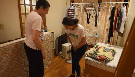 Sensual Ballbusting with Andrea - Part 1