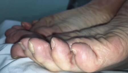 WRINKLED SOLES CLOSE UP - SD