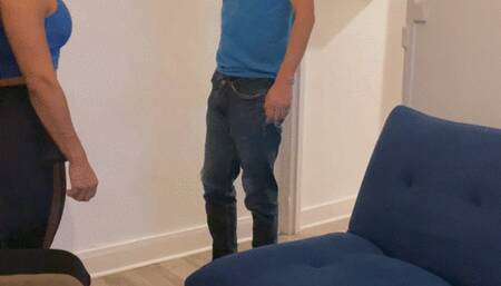 Lady Queen makes her client happy ending