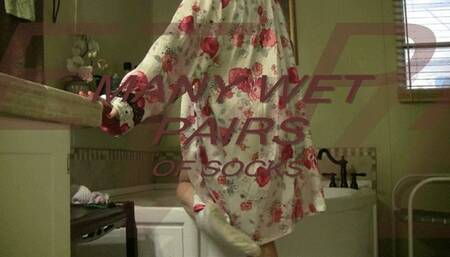 MANY PAIRS OF WET SOCKS wmv