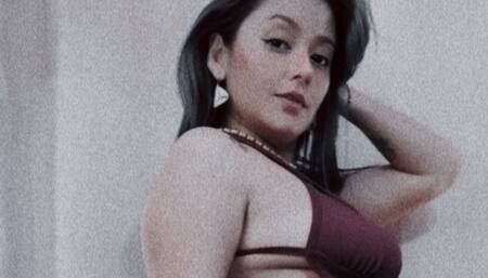I Fuck My Tight Pussy with My Big Black Dildo 'till Make Me Squirt