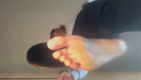 Italian girlfriend - Giantess trampling pov view bog soles stomping and jumping