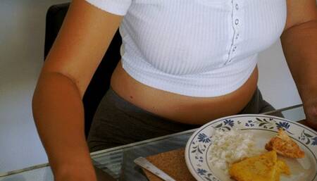 Eating to pregnancy look