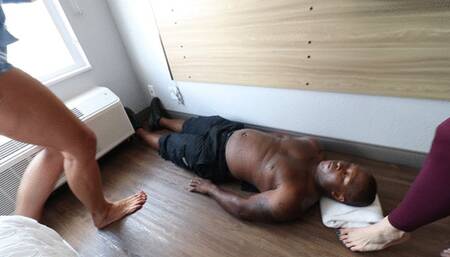 Mikayla & Maven: Amazon Double Dose (Tight Quarters Trampling) PT 1