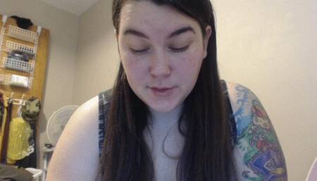 Sereph makes Herself To Sneeze