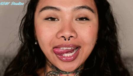 Hunny Bear first mouth vid pt 2 - MP4