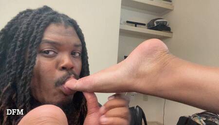 Treasures Big Feet Suck My Toes N Soles