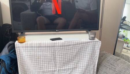 Red head interrupts Netflix with SOCKJOB