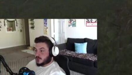 They had a WAR outside my Base - RUST GAMEPLAY