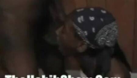 Watch beauty side piece's action