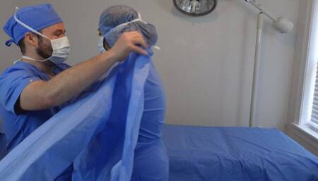 Worshipping Doctor Jess’ ass (doctors in surgical PPE)