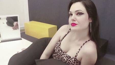 Smoking Girls do Brazil Model Paula 11 (Mp4 1920X1080)